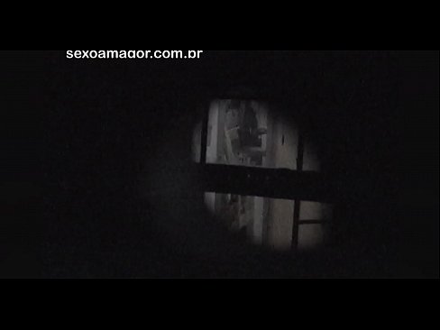 ❤️ Blondie wird heimlich von einem Voyeur aus der Nachbarschaft gefilmt, der sich hinter Hohlblocksteinen versteckt ☑ Porn video bei uns de.pornma-com.ru
