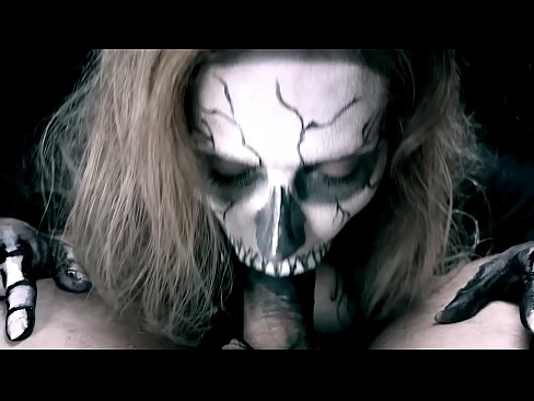 ❤️ Dämonenmädchen lutscht Schwanz mit ihrem schwarzen Mund und schluckt Sperma. ☑ Porn video bei uns de.pornma-com.ru